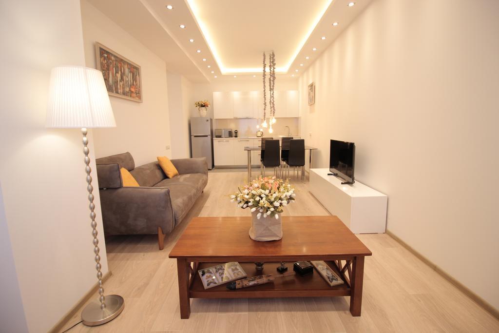 Shartava Deluxe Apartment Tbilisi Esterno foto