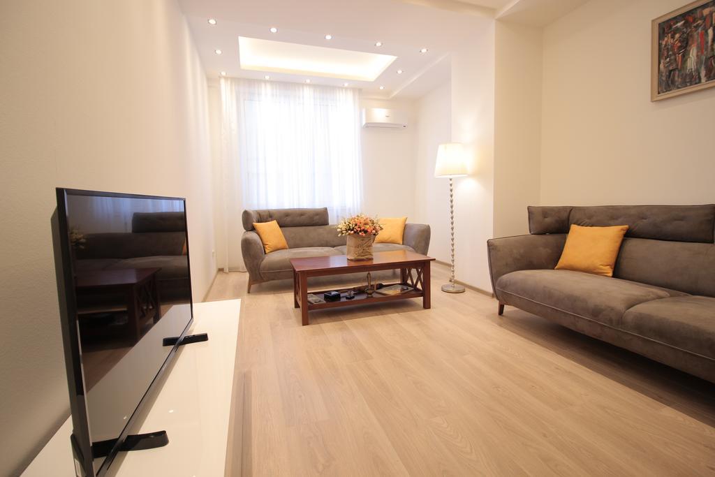 Shartava Deluxe Apartment Tbilisi Esterno foto